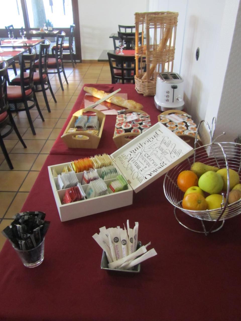 Hotel Le Saint Joseph Ngoại thất bức ảnh